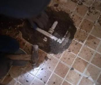 崇礼卫生间漏水维修公司为您分享下卫生间渗水如何处理及注意事项