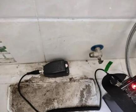 崇礼屋顶漏水维修公司分享下卫生间漏水的危害及解决方法